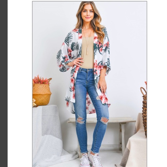 Bohemian Chic Floral Kimono Wrsp With Sleeves One Size S-2X - Picture 8 of 8